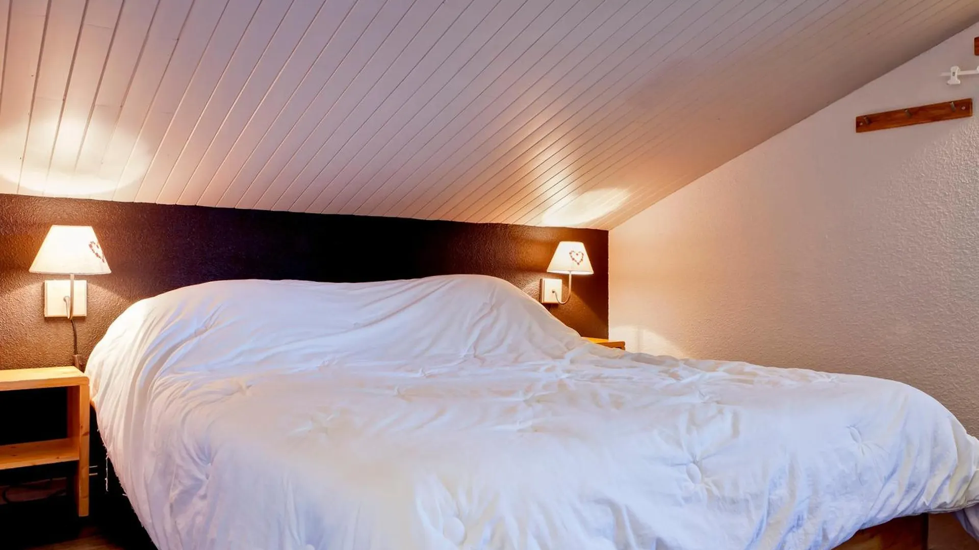Appartement Charmant A Courchevel 1550, A 50M Des Pistes, 60M², Balcon, Parking Couvert - Fr-1-514-23 0*,  Fransa